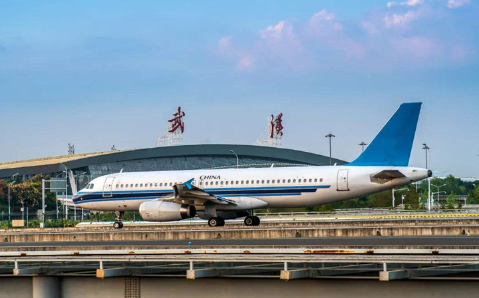 连云港空运武汉机场